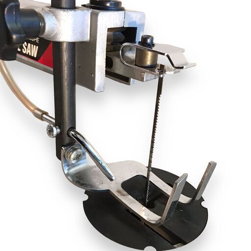 23Y429 ジ6 藤原産業 SK11 卓上糸鋸盤 SSC-400PE 400mm 2017年製 （替