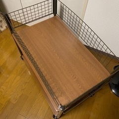 キャスター付き棚の画像