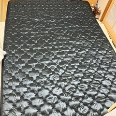 ダブルサイズマットレスの画像