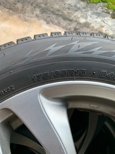 中古)スタッドレスタイヤ　175/65r15 ブリザック　vrx2