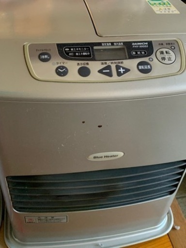 ストーブ　ファンヒーター