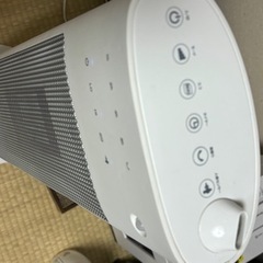 スリムタワーヒーター　加湿器・人感センサー・タイマー付の画像
