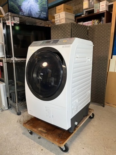 ☆激安ドラム!!☆ 人気のPanasonic!! 11.0kg 左開き ドラム式電気洗濯乾燥機 NA-VX8700L 2017年