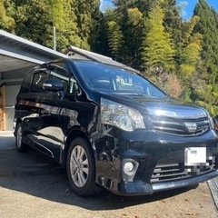年末ギリ間に合います‼👀美車ZRR70 ノア　車検令和6年11月...