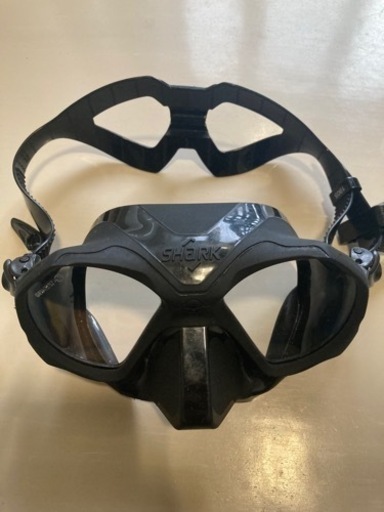 Beuchat Shark ステルスマスク