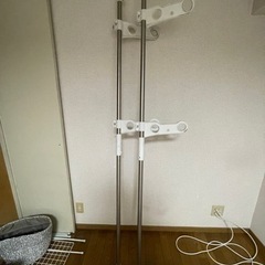 10日までアイリスオーヤマ　洗濯つっぱり棒の画像