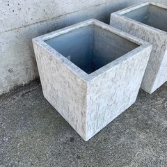 鉢カバー　陶製　立方体の画像