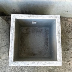 鉢カバー　陶製　立方体の画像