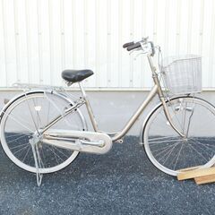 シティサイクル　ブリヂストン　26インチ　シルバー　車体極めて良...