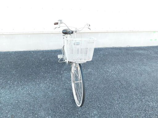 シティサイクル　ブリヂストン　26インチ　シルバー　車体極めて良好!　売れてます!　早い者勝ち!　状態は全体的に極めて良好と思います!