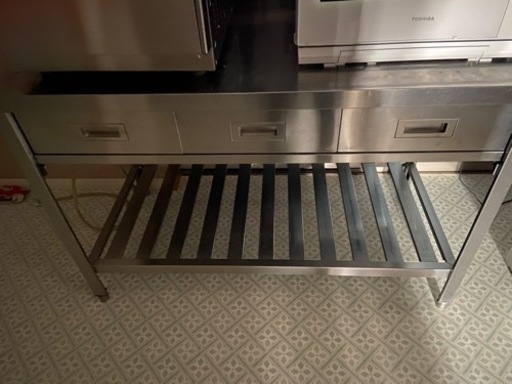 厨房　作業台　キャビネット