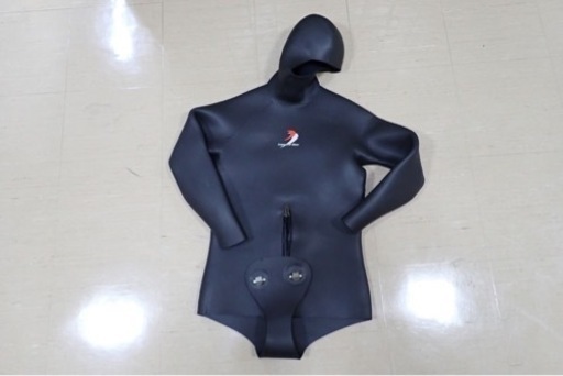 【完売しました】ロクハン2ピース両面スキンウエットスーツ美品 (元値99,790円)