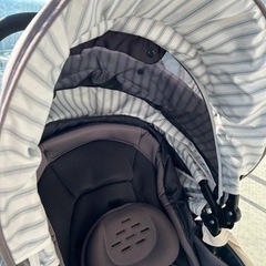 コンビ　ベビーカー　アンブレッタ　4キャス　エッグショックの画像