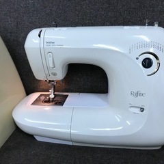 (売れました)フット付★brother家庭用電子ミシンRaffine 整備済　★