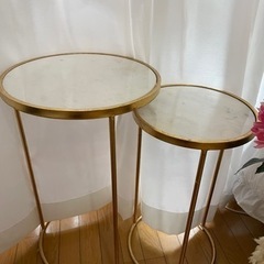 ZaraHome大理石テーブル2つ＆お花セット