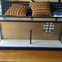 レトロ　ガラスケースの画像