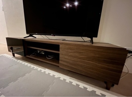 テレビ台
