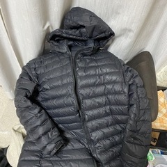 ダウンパーカー