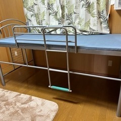 ロフトパイプベッド（シングル）