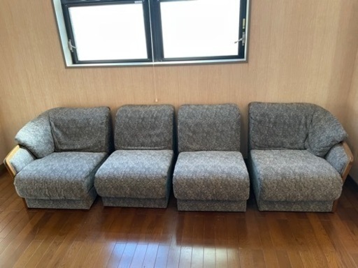 4人用ソファー