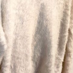 女性セーター