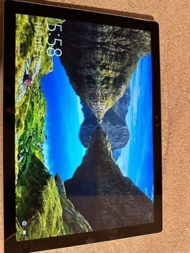 【美品】Microsoft surfacePro4