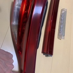 エスティマ 50 テールランプセットの画像