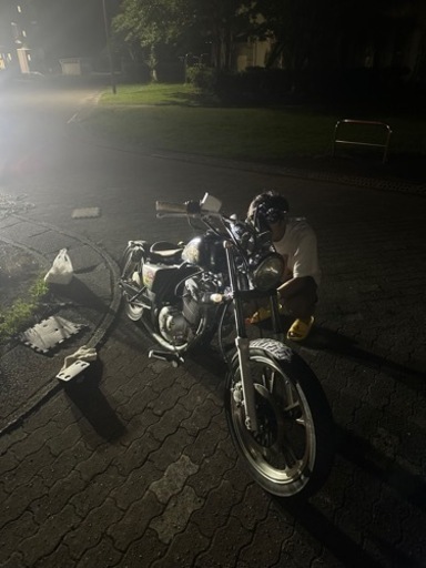 Gz125 カスタム　チェーン外れ　エンジンかかります