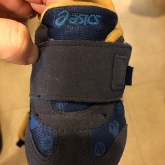 アシックスの靴　14.5センチ　の画像