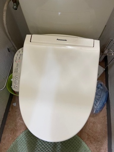 温水洗浄便座