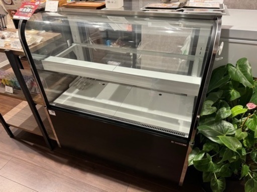 サンデン冷蔵ショーケース