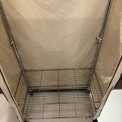 メタルラック ハンガーラック　カバー付き ①の画像