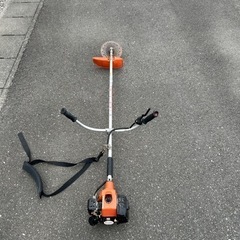 [決まりました] 草刈り機　タナカ刈払機