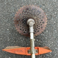 [決まりました] 草刈り機　タナカ刈払機の画像