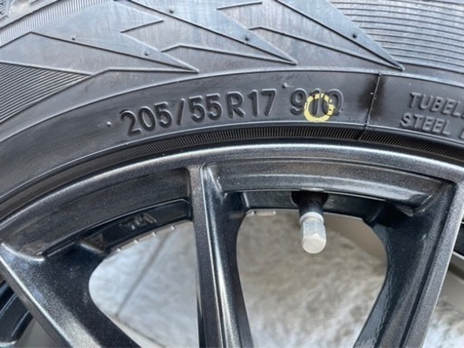 値下げ！美品！激安！ホイールタイヤ205/55R17 キックス　ステップワゴン（RP系）