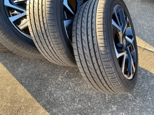 C-HR 純正アルミホイール　タイヤ付き　美品