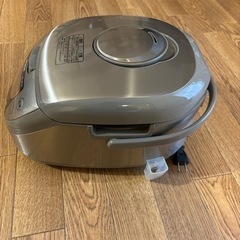【取引中五合炊き　炊飯器　日立　大火力IH 【中古】の画像