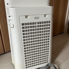 SHARP 加湿空気清浄機  KC-F50-Wの画像