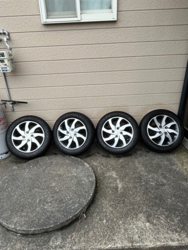 155/65r14 ホイール付きスタッドレス　4本　2022年製