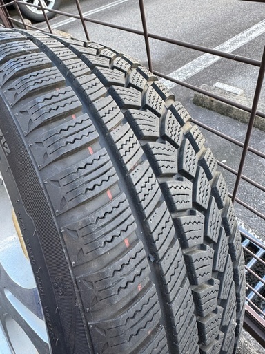 225/45R18スタッドレスセット