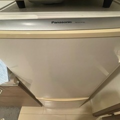 パナソニック　冷蔵庫　Panasonic NR-B141W の画像