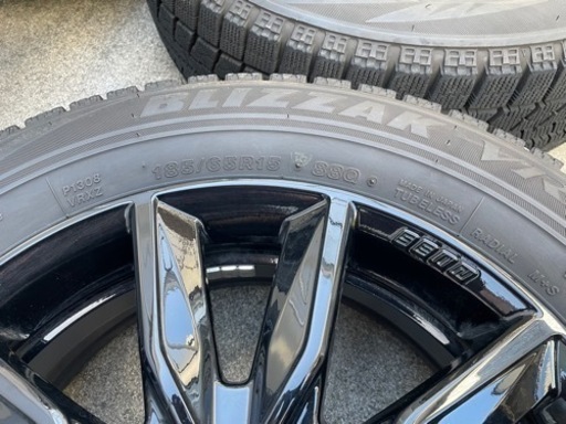 【引き取りのみ】スタッドレス 185/65R15 ホイール付き