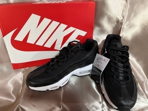 NIKE エアマックス　AIR MAX95 24.0cm【新品】