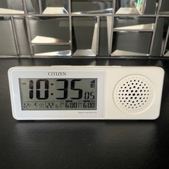 CITIZEN 電波時計　目覚まし時計