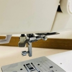 SINGER 5600 シンガー ハンドクラフト 手工芸 裁縫 洋裁 動作品/J111-18の画像