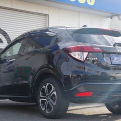 【燃費のいいお車！】デザイン性も機能性も優れたSUVです！お問い合わせお待ちしております！の画像