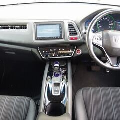 【燃費のいいお車！】デザイン性も機能性も優れたSUVです！お問い合わせお待ちしております！の画像