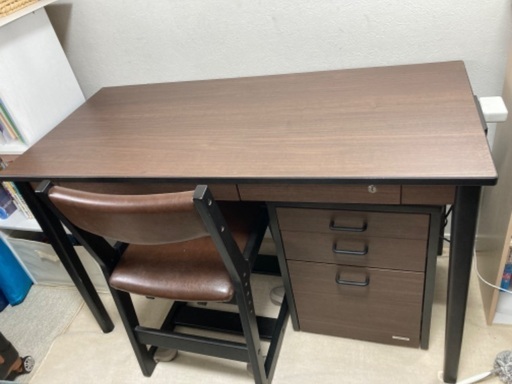 【値下げします】　コイズミ　ルトラの学習机とワゴン　☆椅子とセットならお得にします