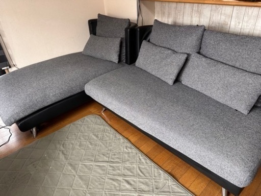 金曜日までお値下げ！カウチソファー美品