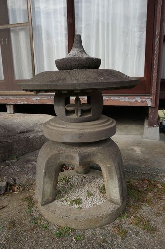 石灯籠（二種）